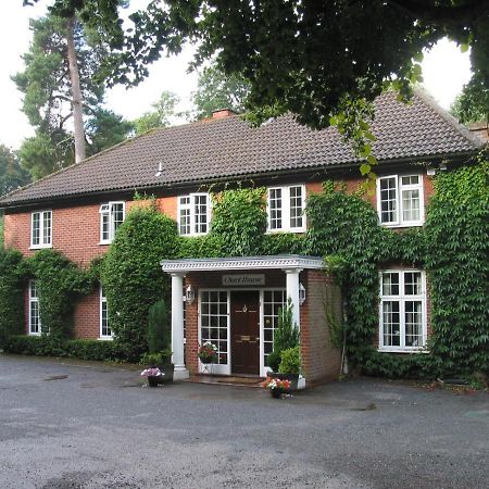 Chart House Bed And Breakfast Dorking Esterno foto