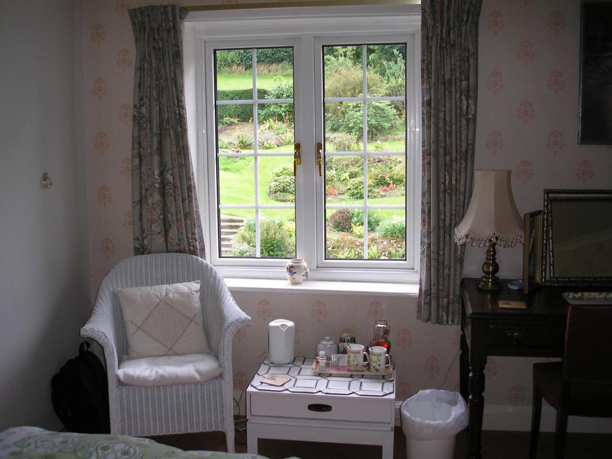 Chart House Bed And Breakfast Dorking Esterno foto